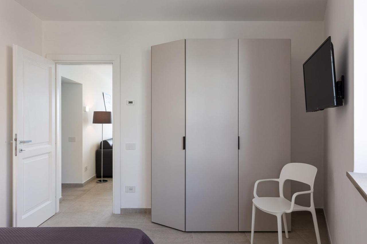 Oneweek Gaeta Suites And Apartments Exterior foto